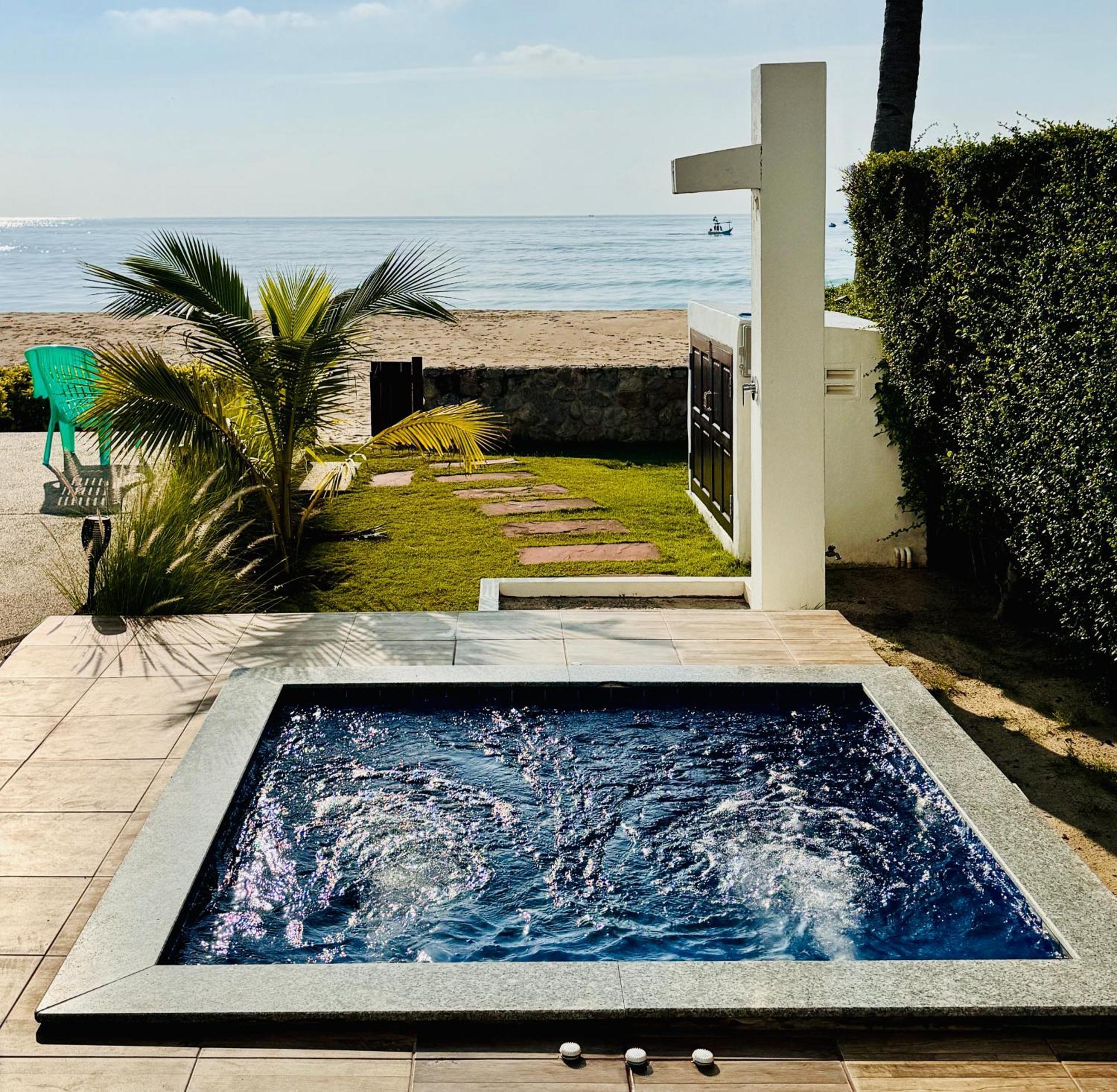 Absolute Beachfront Villa Ban Huai Yang Eksteriør bilde